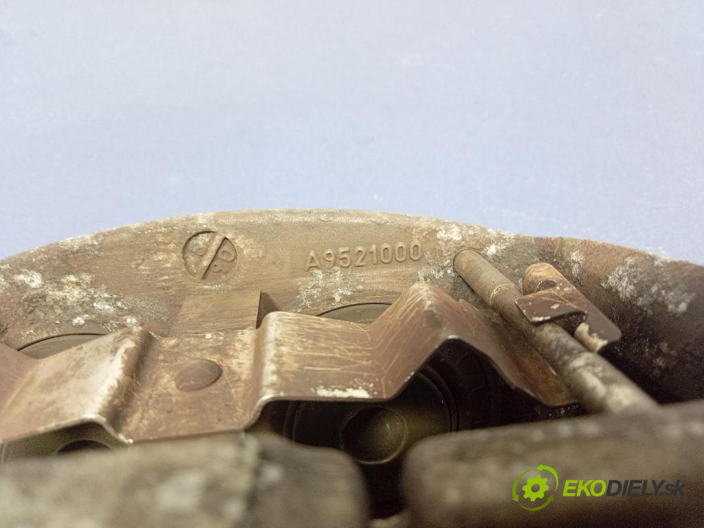 Audi A6 2016 brzdič brzdový Predné v pravo: 8R0615106CA