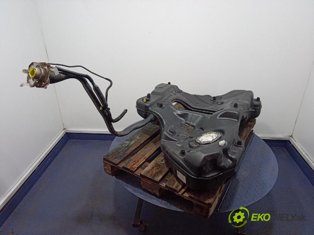 Audi A6 2020 Nádrž: paliva 4K020101