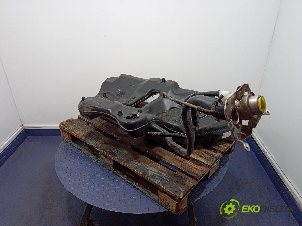 Audi A6 2020 Nádrž: paliva 4K020101