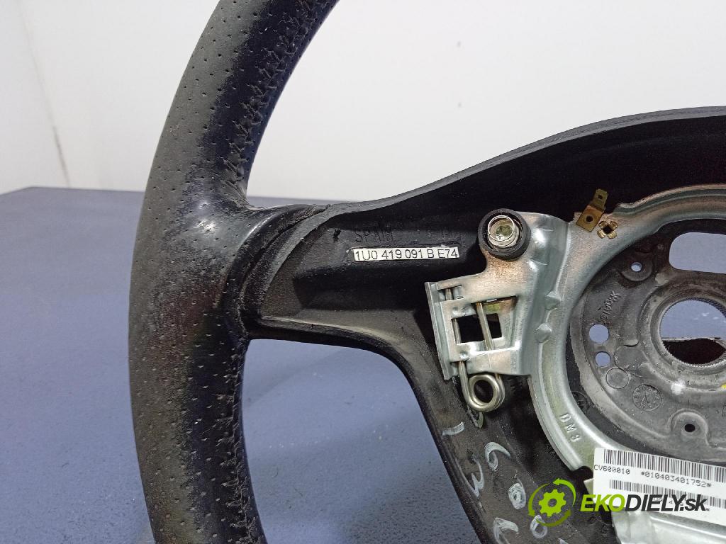 Skoda Fabia 2004 volant 1U0419091B