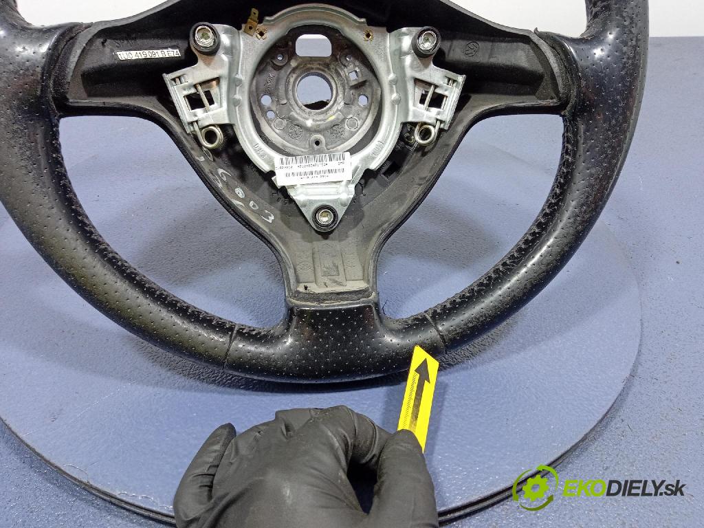 Skoda Fabia 2004 volant 1U0419091B