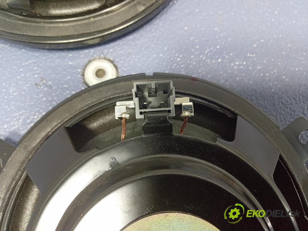 Jeep Grand Cherokee 0 Reproduktor / Subwoofer: 68043034AB