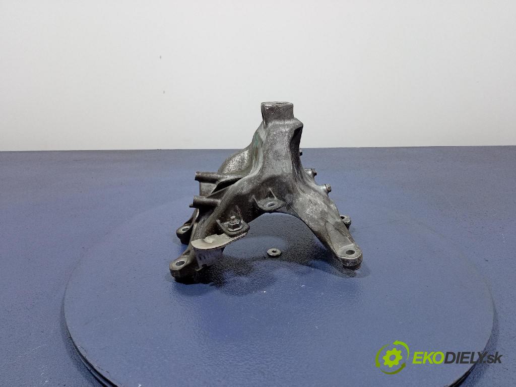 Audi A6 2020 Vankúš/: držiak Motor: 4M0199308AA