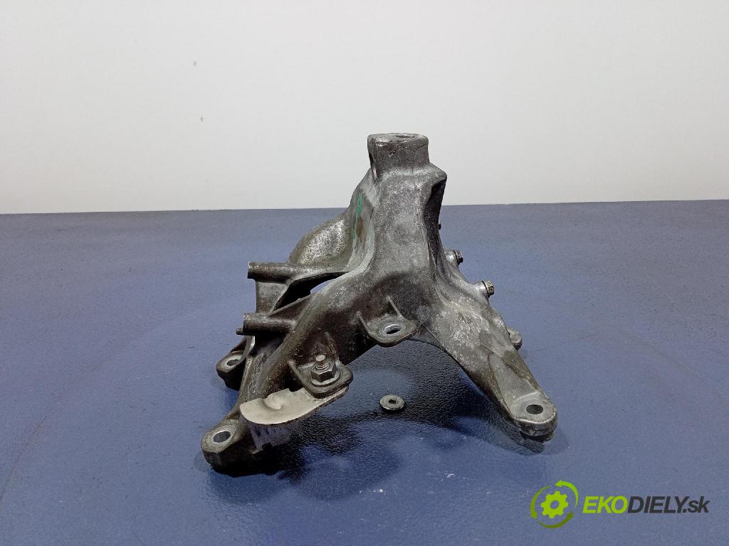 Audi A6 2020 Vankúš/: držiak Motor: 4M0199308AA