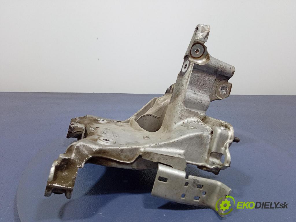 Audi A6 2020 Vankúš/: držiak Motor: 80A399296