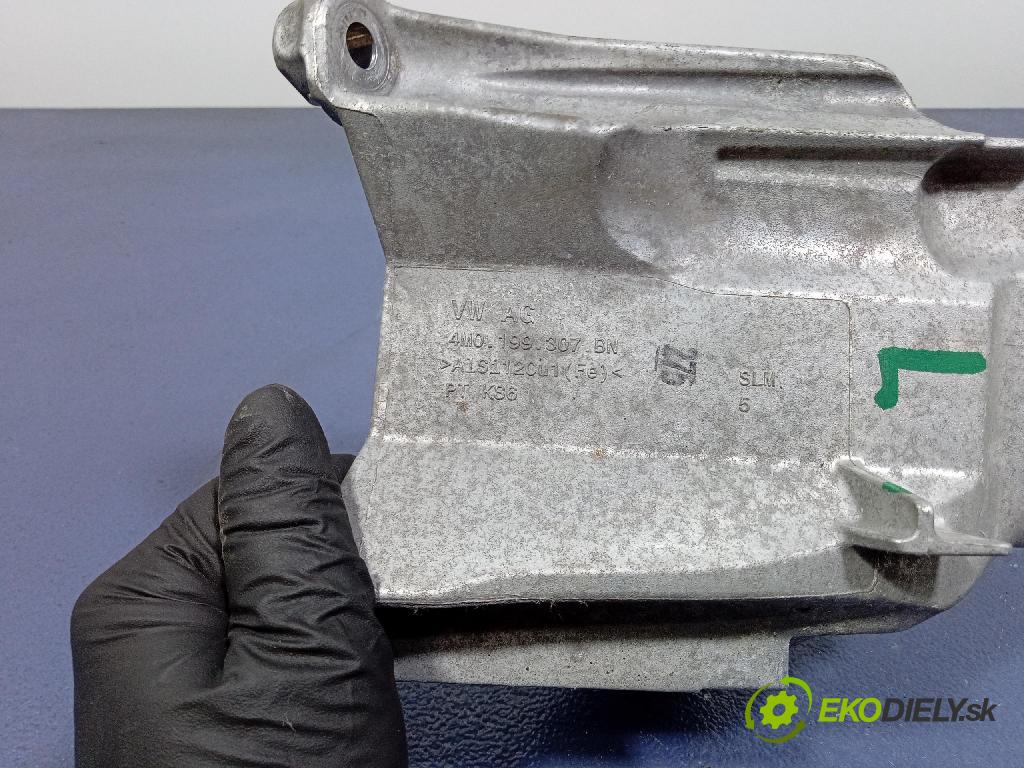 Audi A6 2020 Vankúš/: držiak Motor: 4M0199307BN