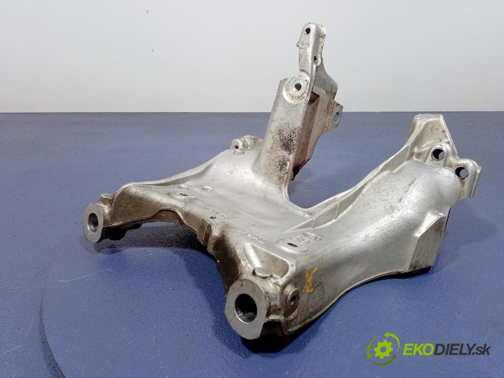 Audi A6 2020 Vankúš/: držiak Motor: 80A399295