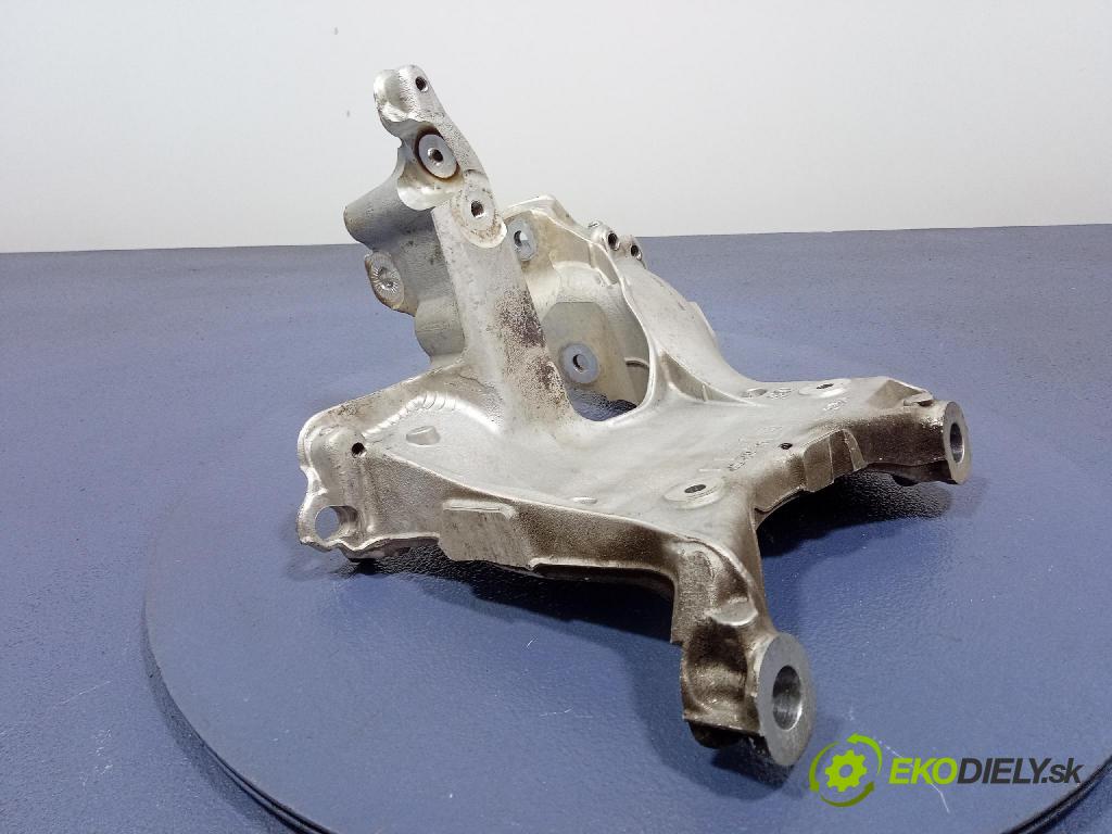 Audi A6 2020 Vankúš/: držiak Motor: 80A399295