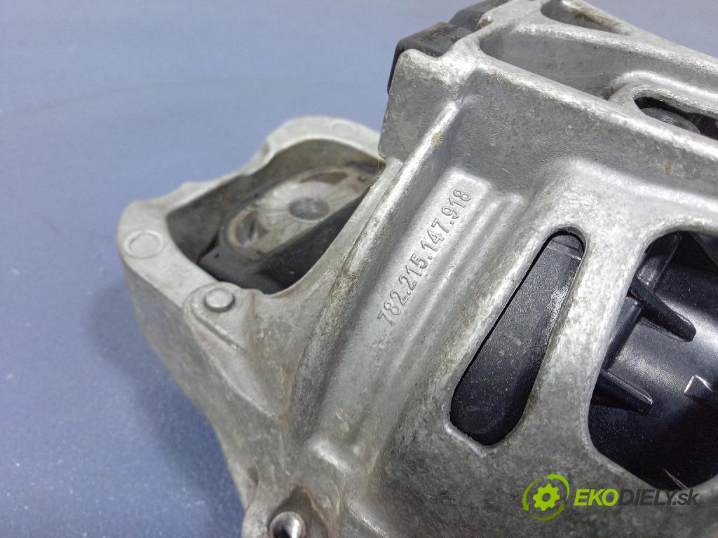 Audi A6 2020 Vankúš/: držiak Motor: 4M0199371B