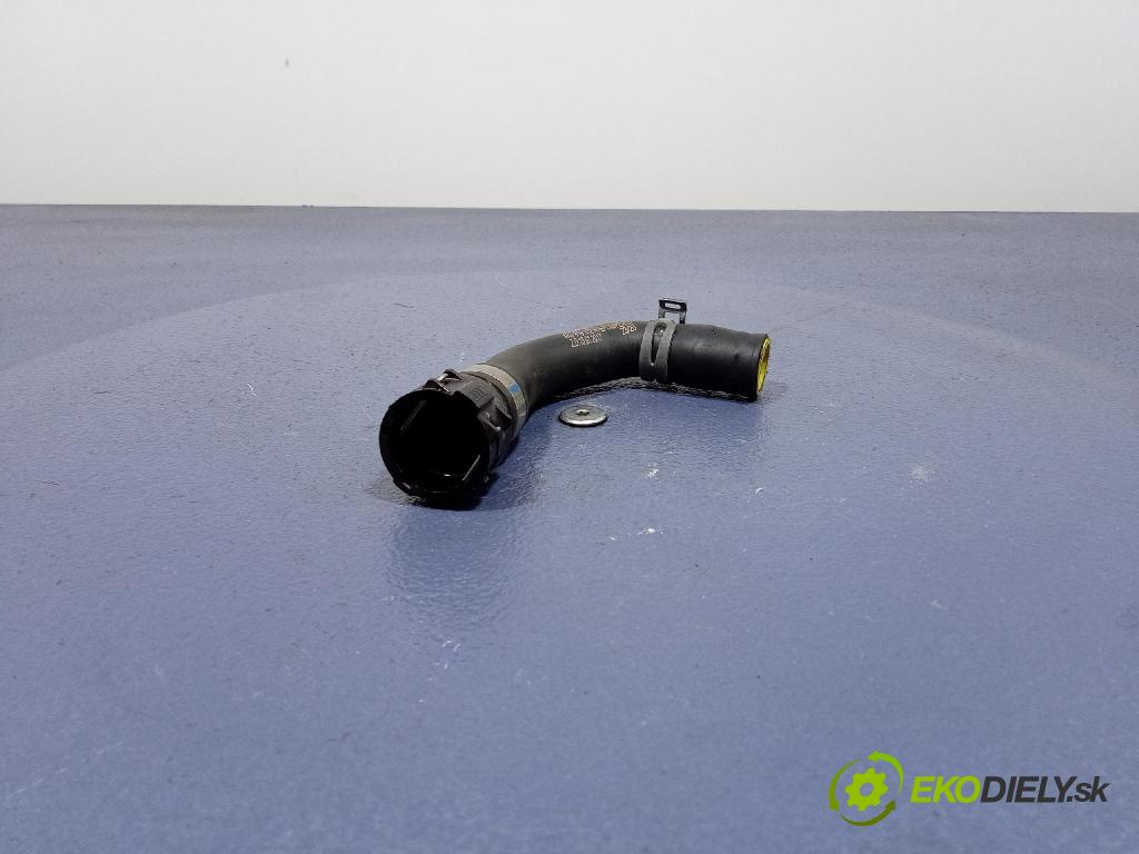 Audi A6 2020 rúrka Chladič: 4K0819332H