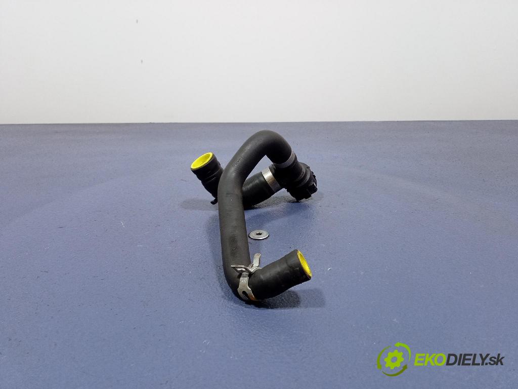 Audi A6 2020 rúrka Chladič: 4K0122109R