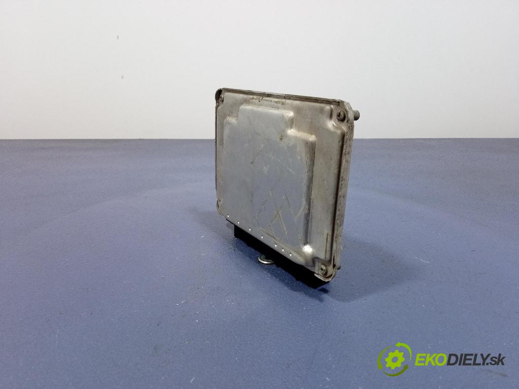 Skoda Fabia 2004 riadiaca jednotka Motor: 038906019LA