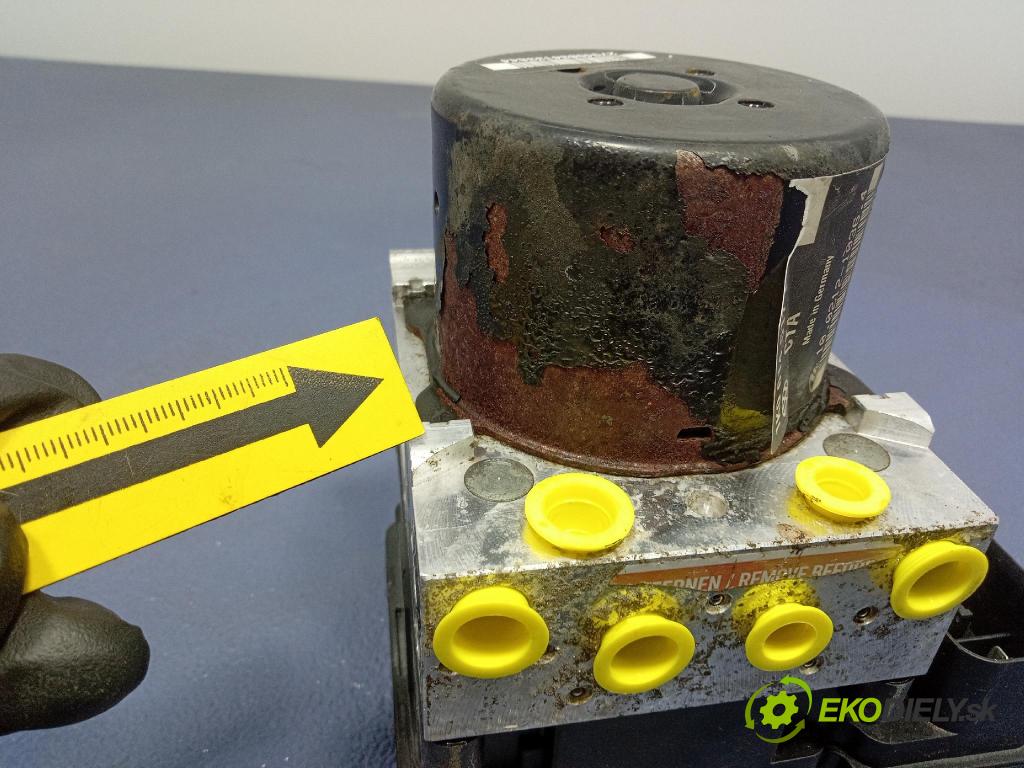 Skoda Superb 2014 čerpadlo ABS x 1K0907379BS