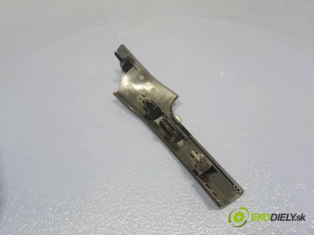 Skoda Superb 2014 lišta Dekoratívne: Vnútri: 3T1858418A