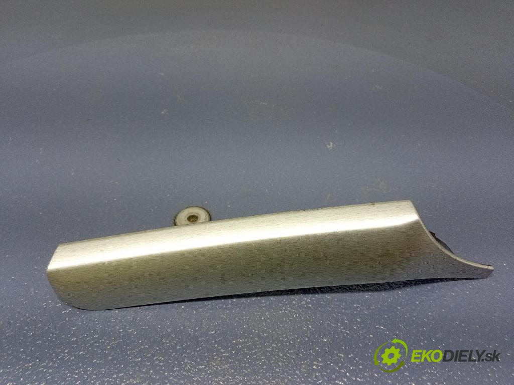 Skoda Superb 2014 lišta Dekoratívne: Vnútri: 3T1858418A