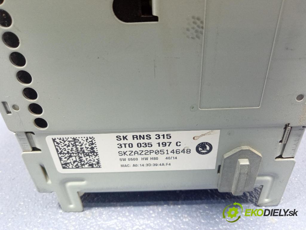 Skoda Superb 2014 Radio I Navigácia: 3T0035197C