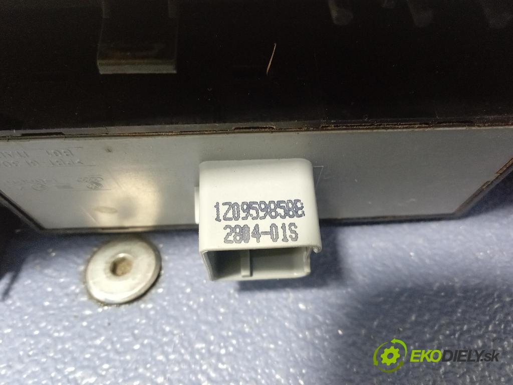 Skoda Superb 2014 prepínač Okná: 3T0867197