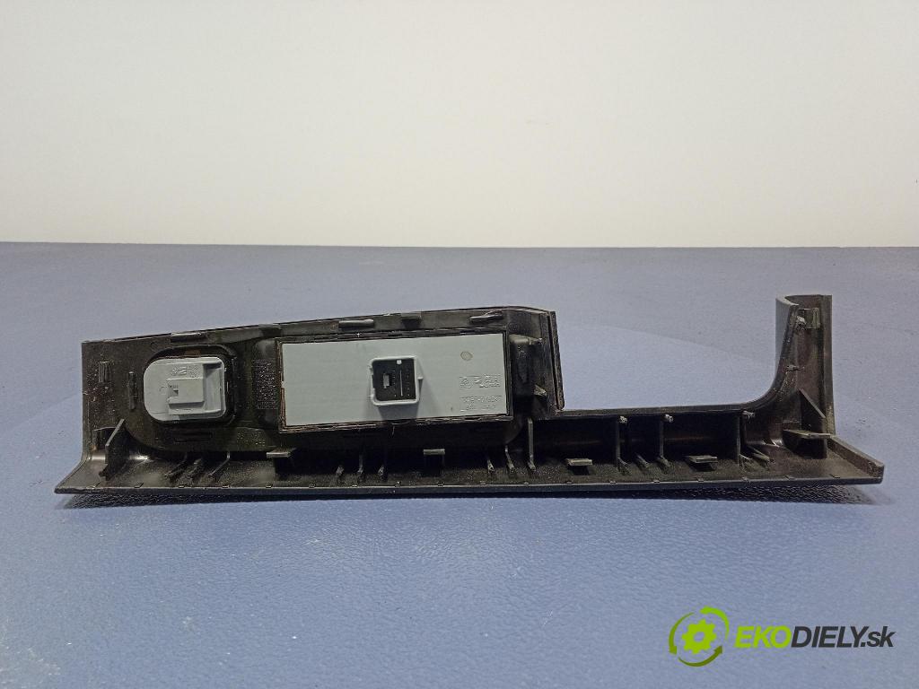 Skoda Superb 2014 prepínač Okná: 3T0867197