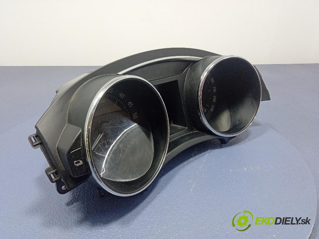 Skoda Superb 2014 prístrojovka/ budíky 3T11920841M