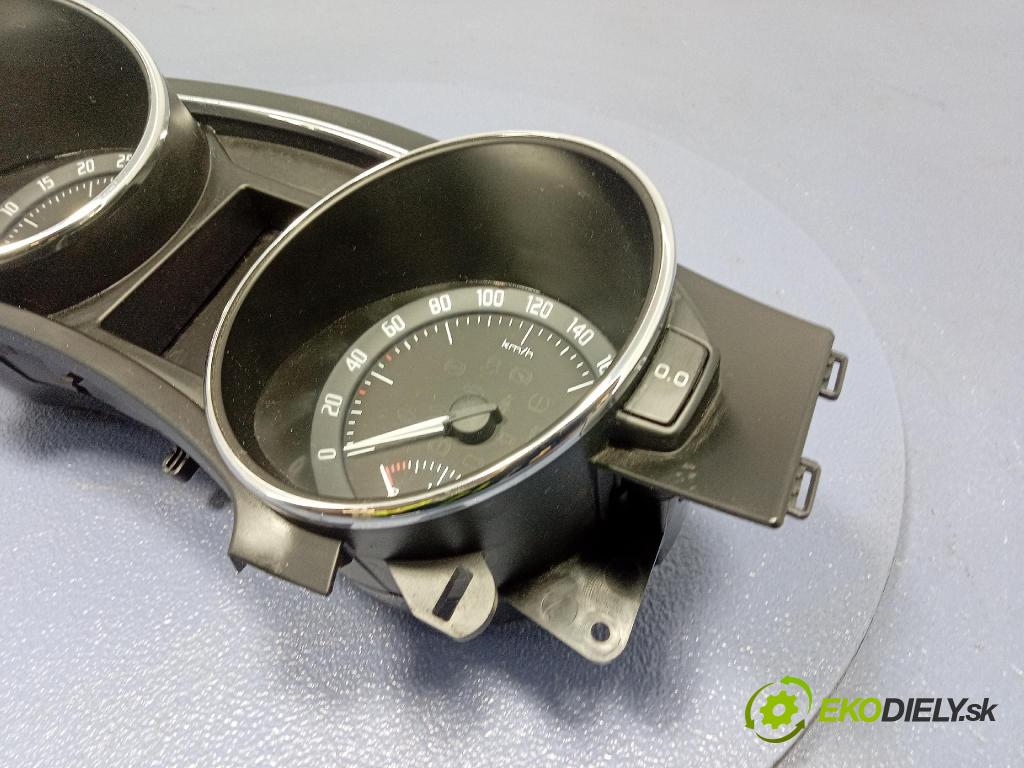 Skoda Superb 2014 prístrojovka/ budíky 3T11920841M