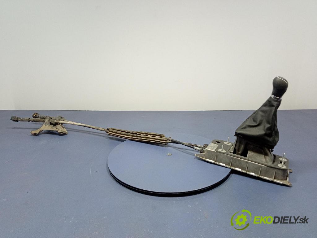 Skoda Superb 2014 Páka: Zmeny: 3T0711049D