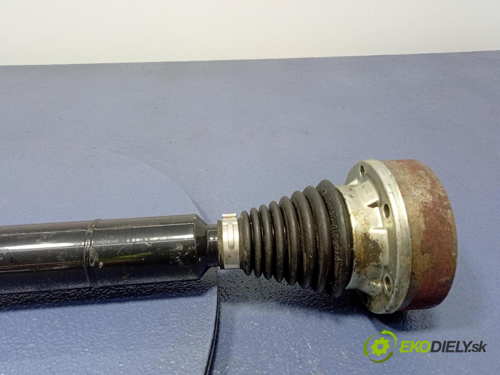 Skoda Superb 2014 poloos Prava: Predné