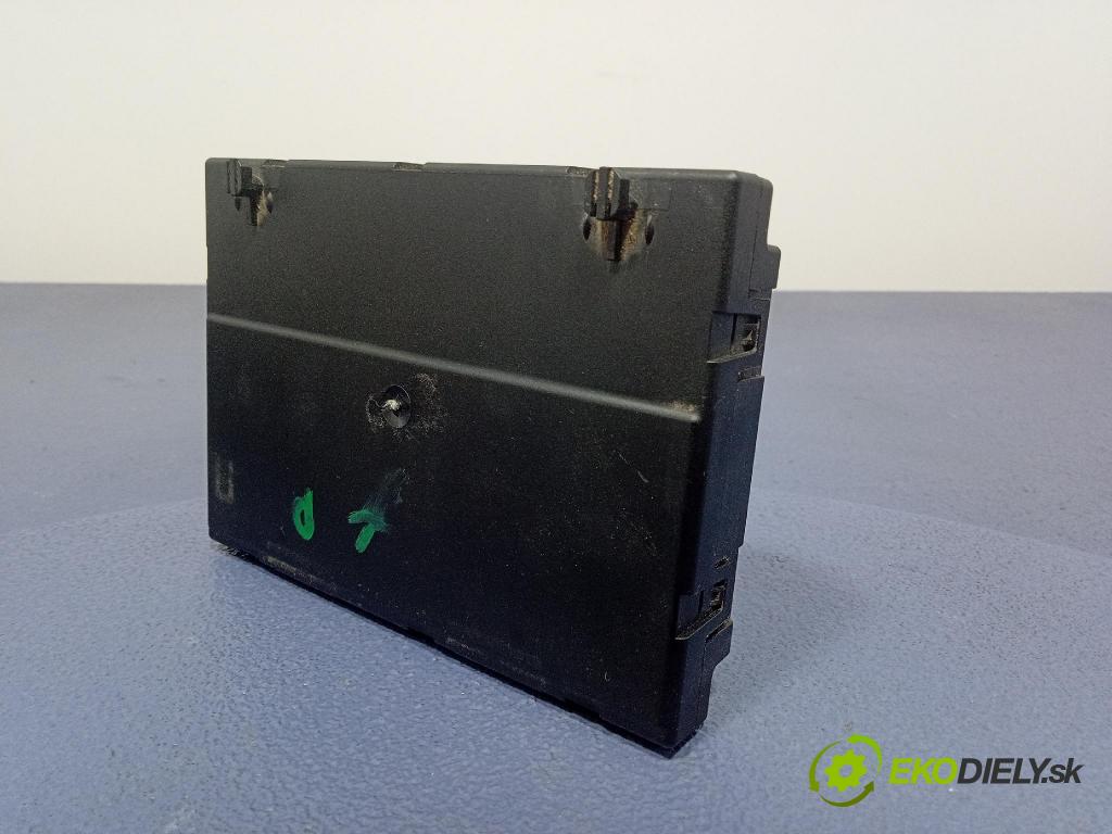 Skoda Superb 2014 riadiaca jednotka Sedadlo: 3C8959760E