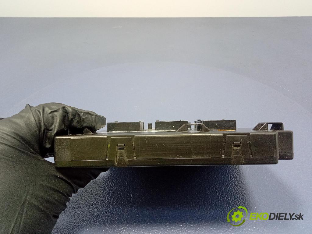 Skoda Superb 2014 riadiaca jednotka Komfortu 1K0937087AL