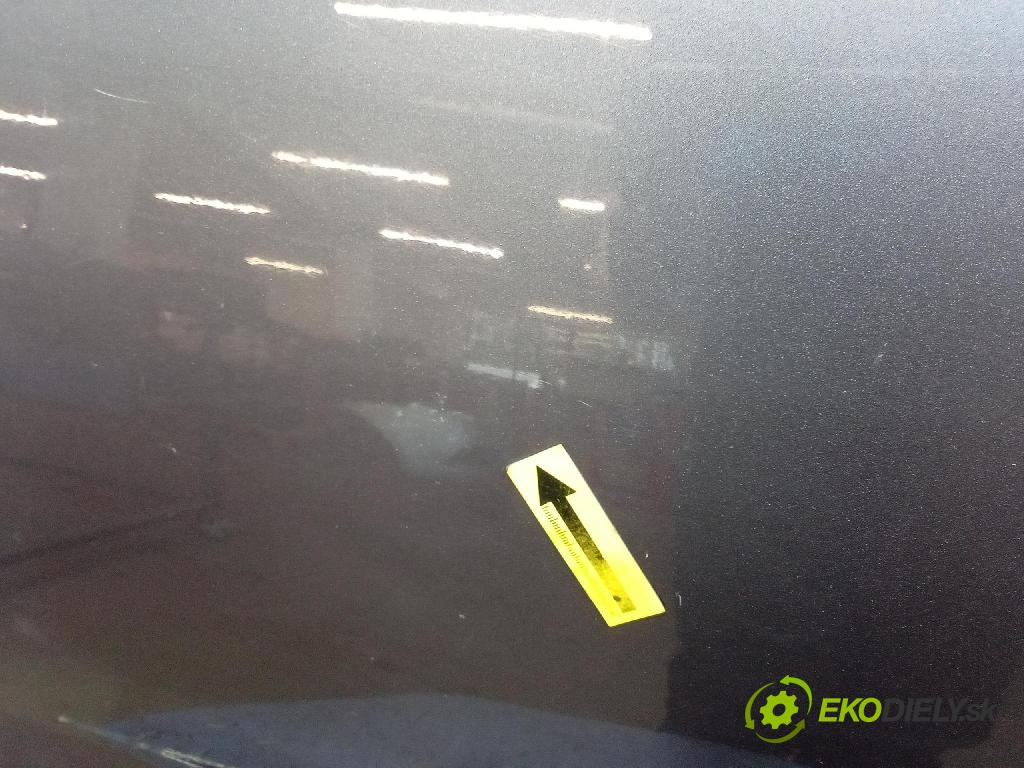 Hyundai I20 2011 dvere zad Vľavo: