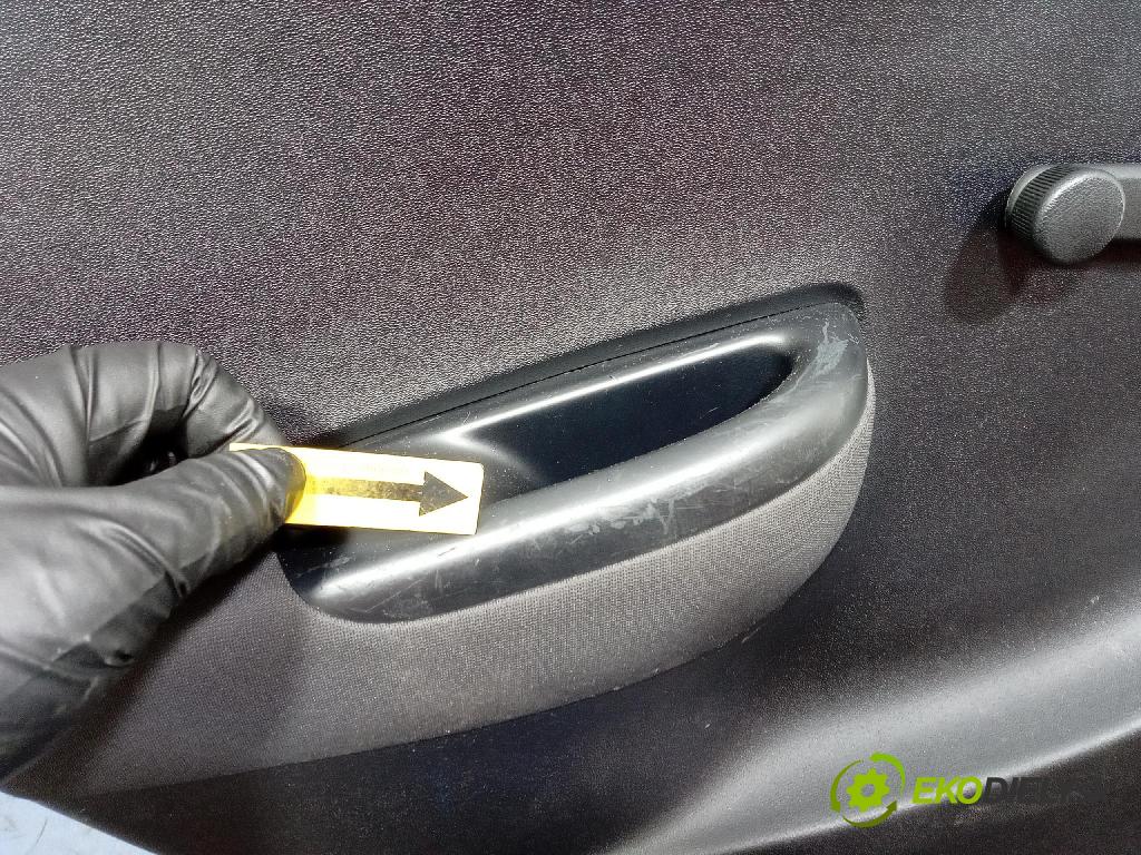 Hyundai I20 2011 dvere zad Vľavo: 