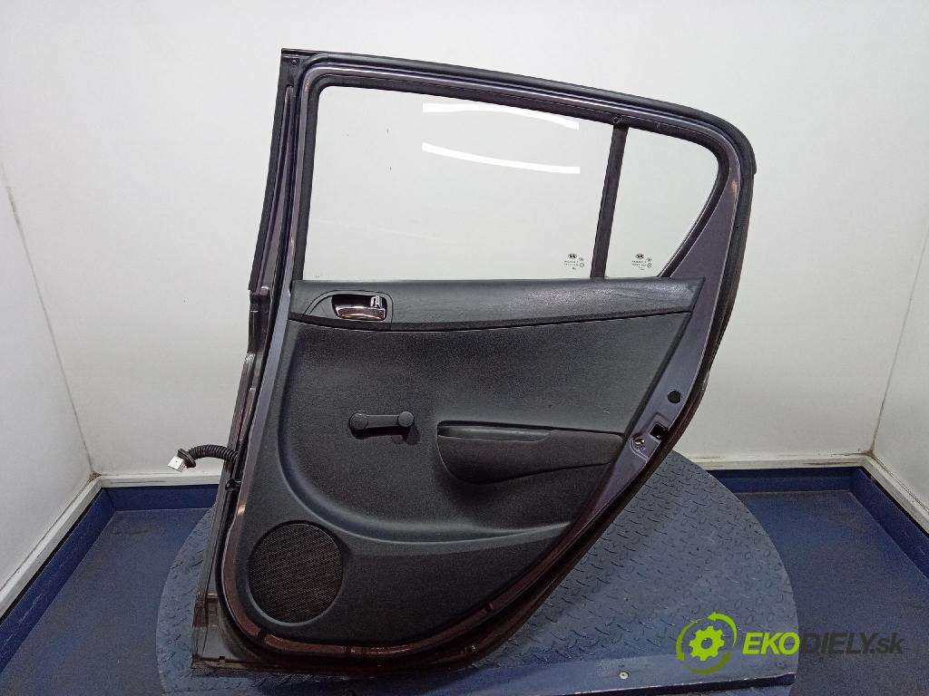 Hyundai I20 2011 dvere zad pravé