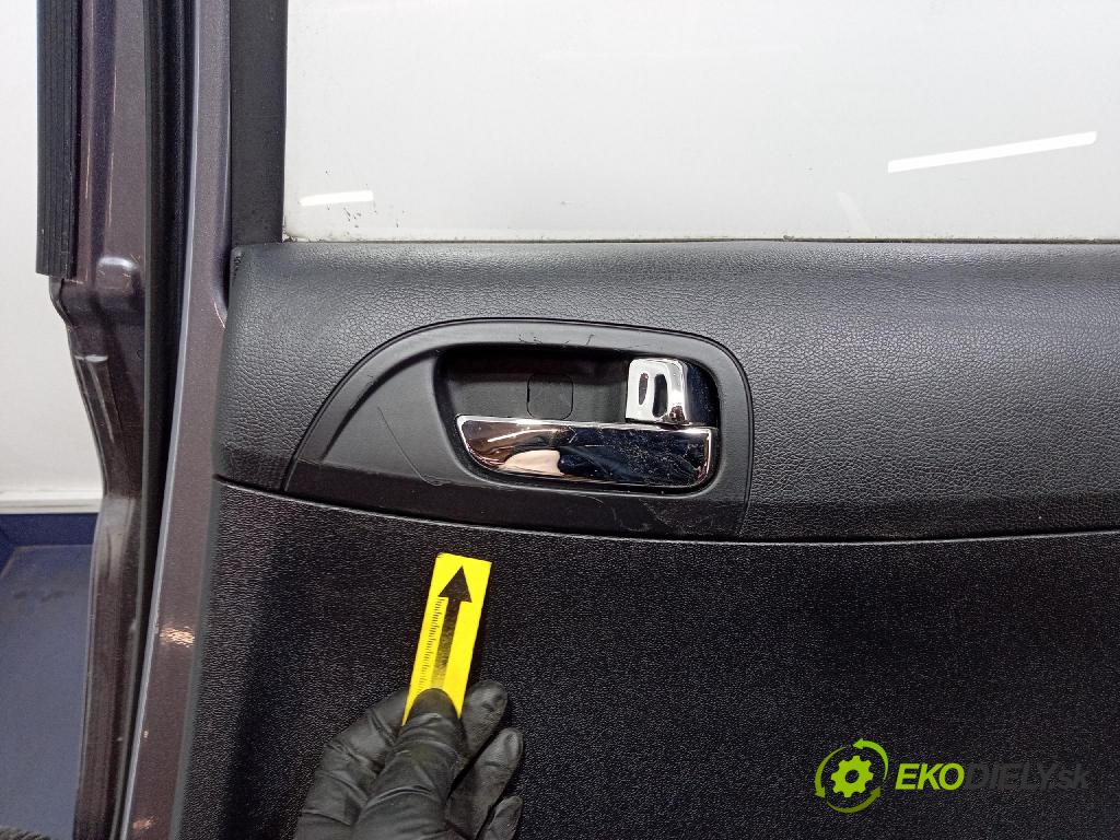 Hyundai I20 2011 dvere zad pravé