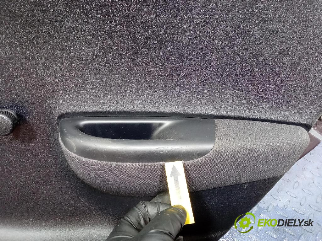 Hyundai I20 2011 dvere zad pravé