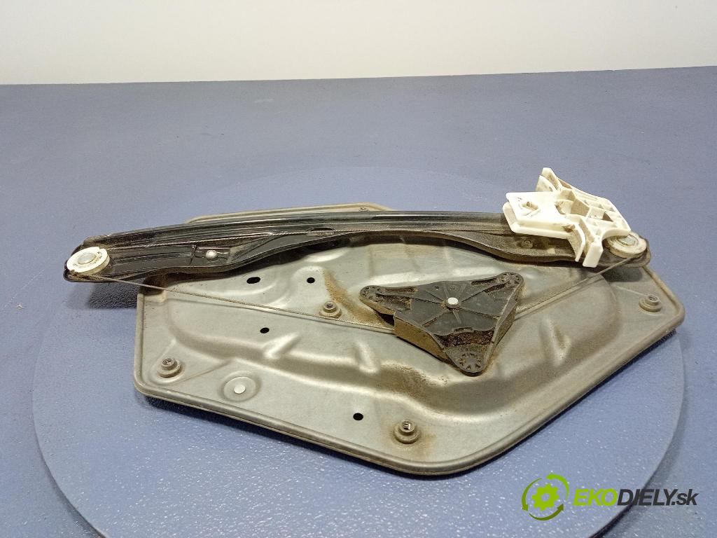 Skoda Superb 2014 mechanizmus okna Okná: zad Vľavo: 
