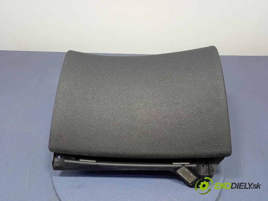 Skoda Superb 2014 kastlík 3T1857097B