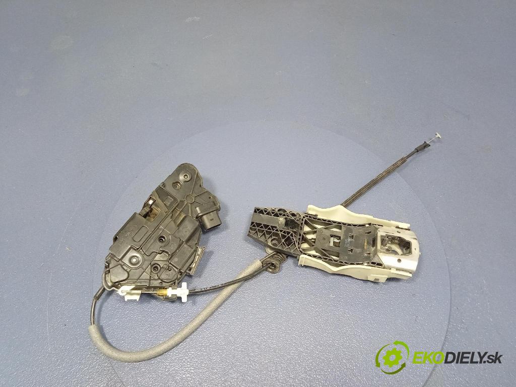 Skoda Superb 2014 zámok dvere Predné Vľavo: 1S1837015C