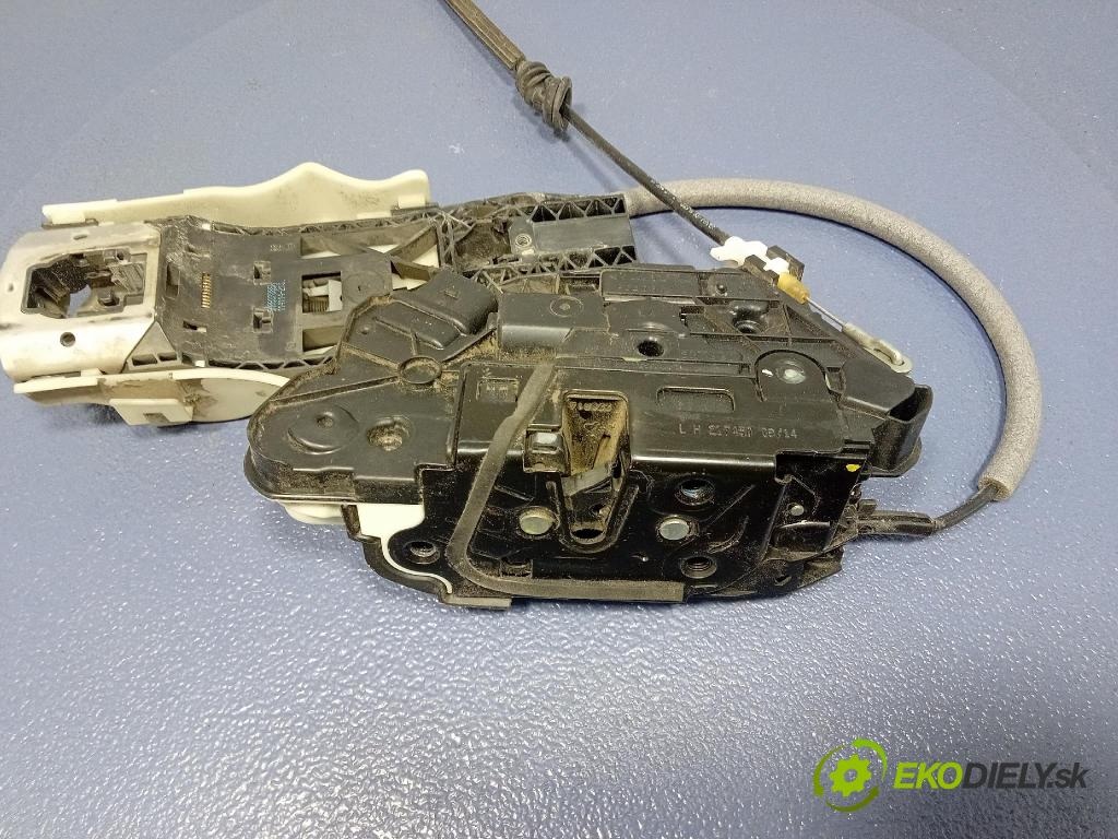 Skoda Superb 2014 zámok dvere Predné Vľavo: 1S1837015C