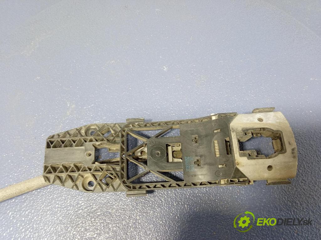 Skoda Superb 2014 zámok dvere Predné v pravo: 1S837016C