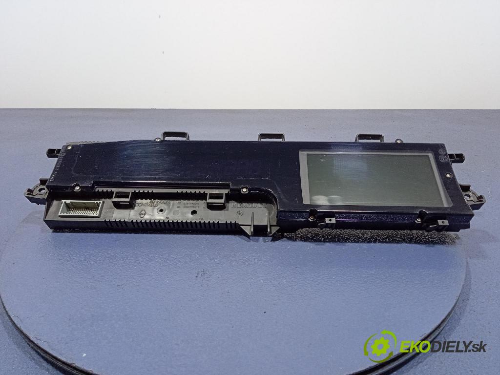 Renault Scenic 2006 prístrojovka/ budíky 8200484807