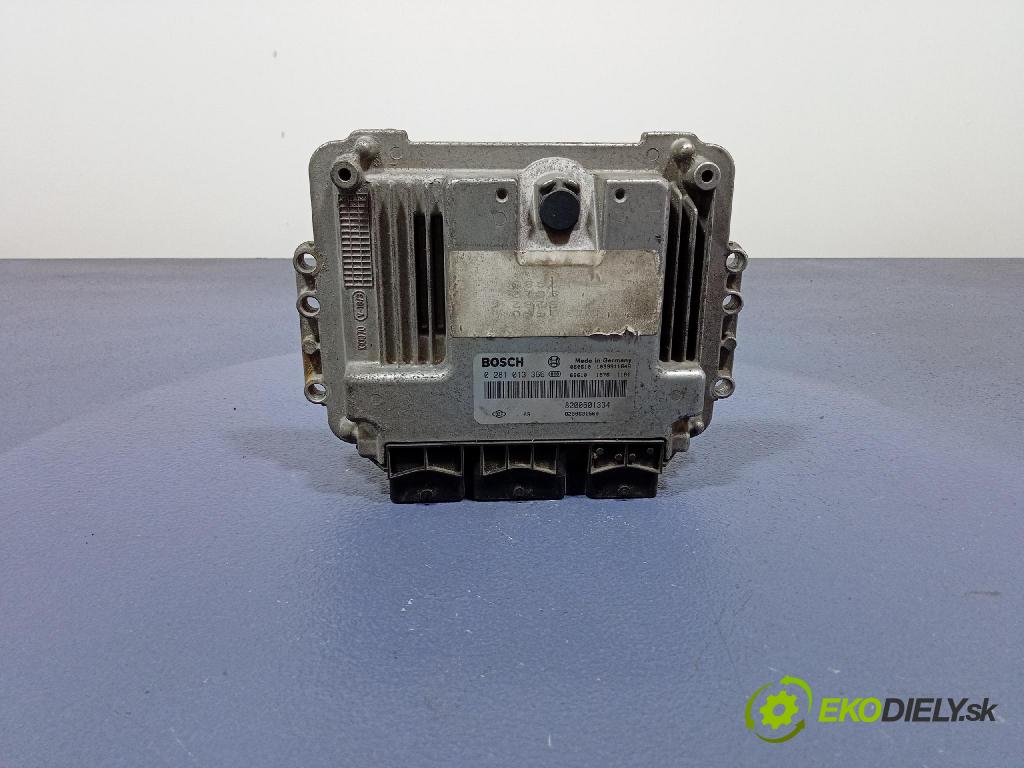 Renault Scenic 2006 riadiaca jednotka Motor: 8200601334