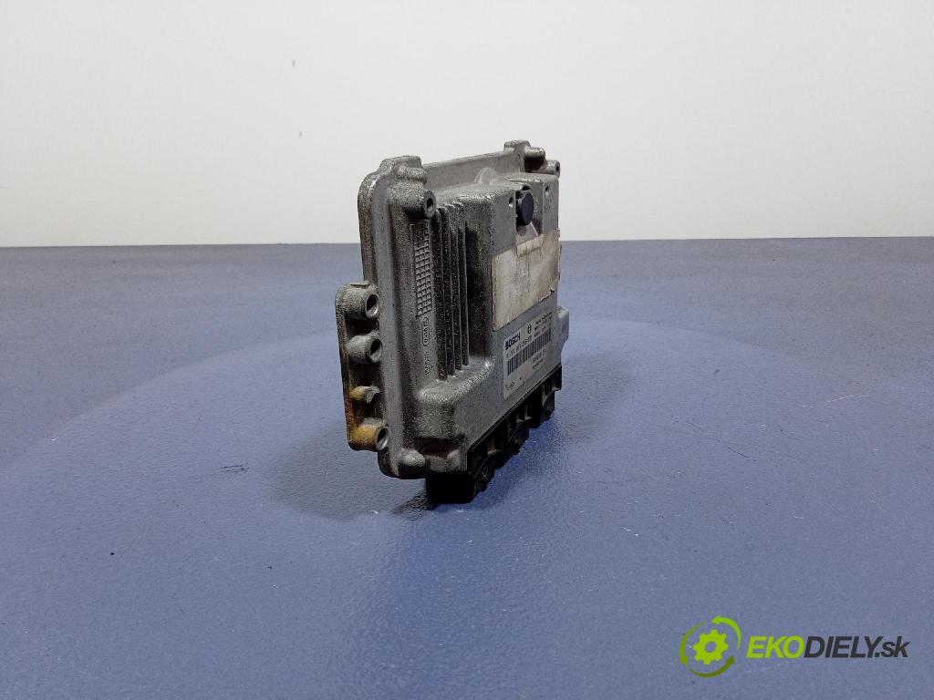 Renault Scenic 2006 riadiaca jednotka Motor: 8200601334