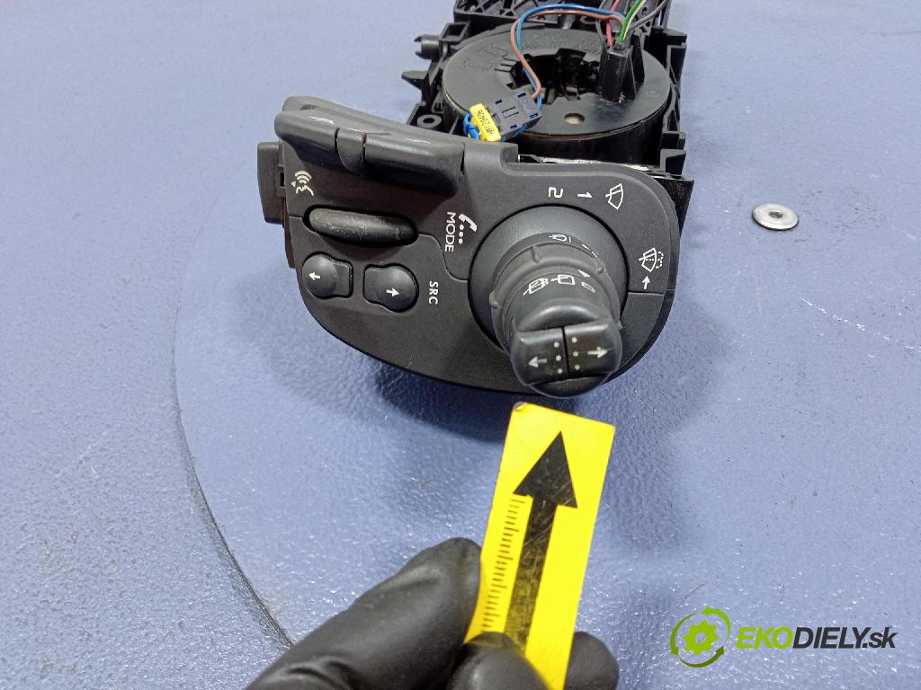 Renault Scenic 2006 prepínač Komplex: 8200127733