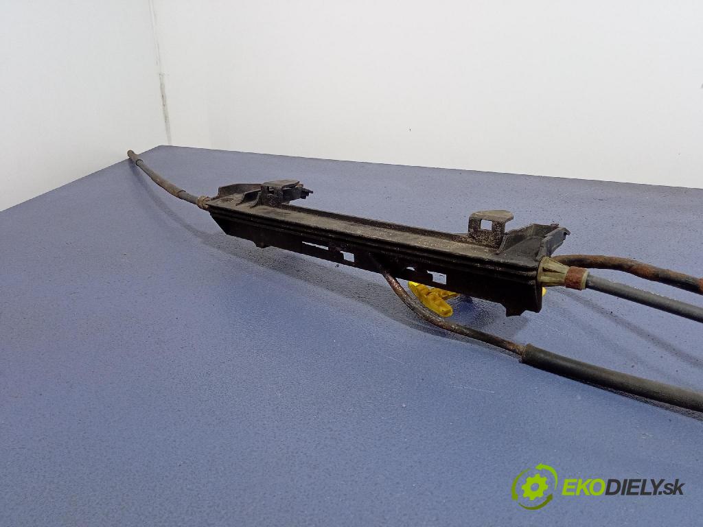 Renault Scenic 2006 Páka: Brzda: Ručná: 8200571485