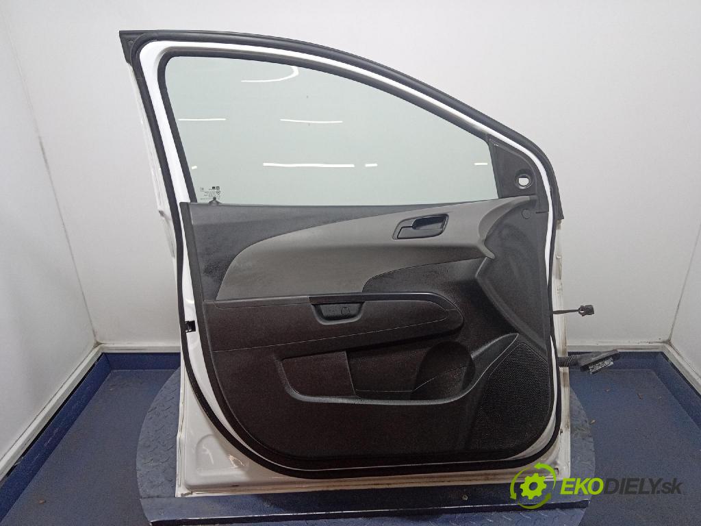 Chevrolet Aveo 2012 dvere Predné Vľavo: 