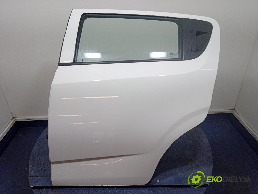 Chevrolet Aveo 2012 dvere zad Vľavo: