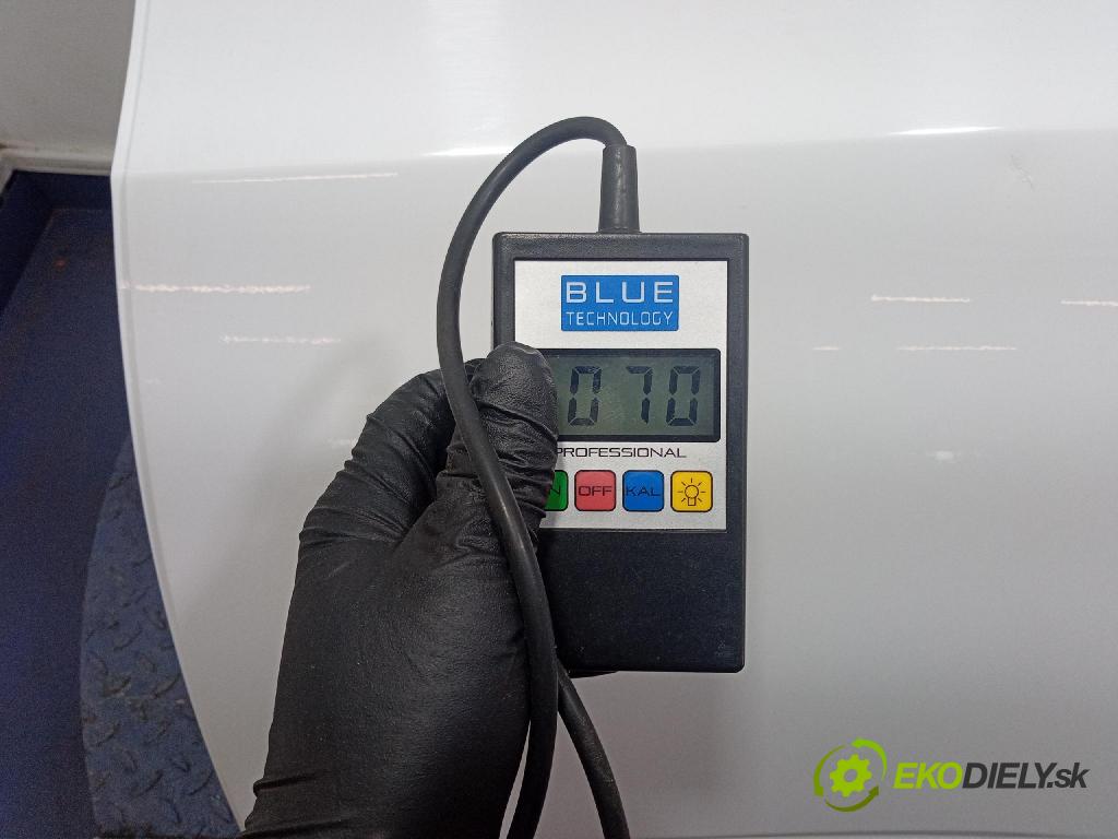 Chevrolet Aveo 2012 dvere zad Vľavo: