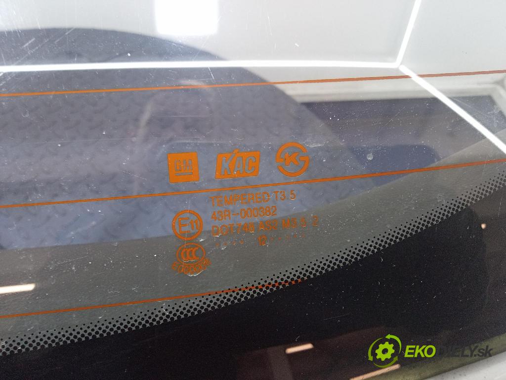 Chevrolet Aveo 2012 zadna dveře kufra: kufra: