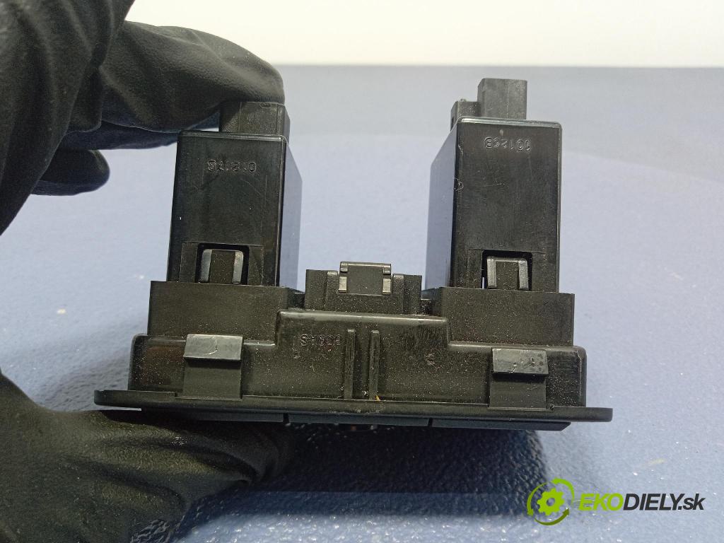 Hyundai I20 2011 prepínač svetiel 93700-1J550