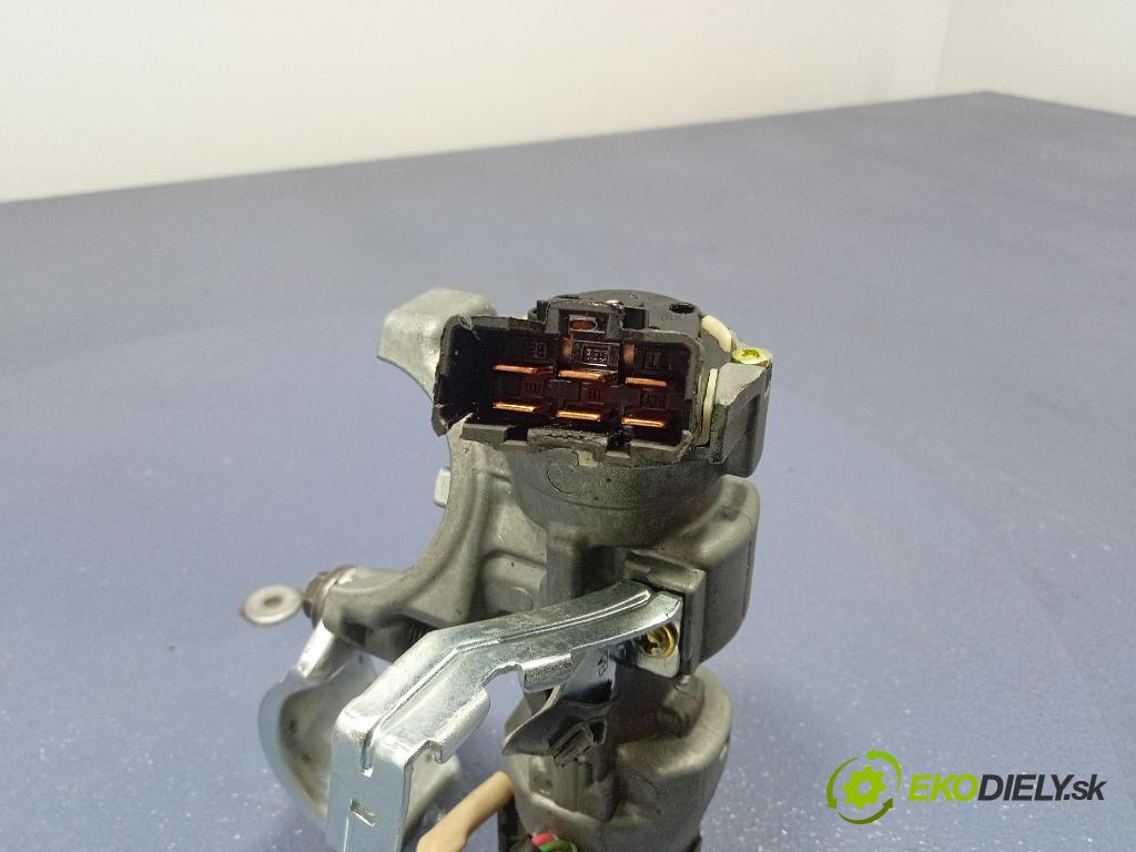 Hyundai I20 2011 Spínač zapaľovania: