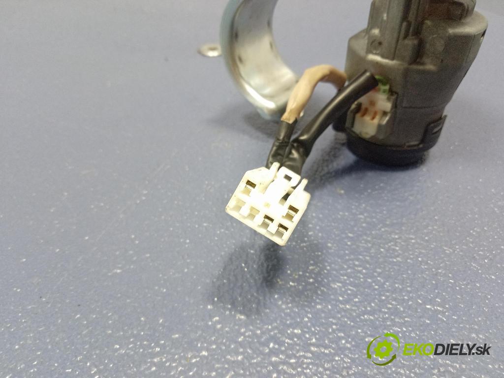 Hyundai I20 2011 Spínač zapaľovania: 